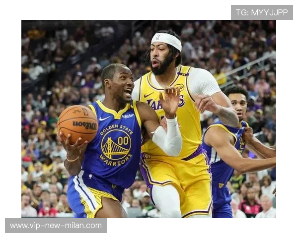 勇士队豪取18连胜，联盟无敌战绩，勇士全队